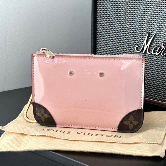 Louis Vuitton Handbags - ❌SOLD❌ 💎LOUIS VUITTON Patent Miroir Venice Key Pouch Rose Ballerine